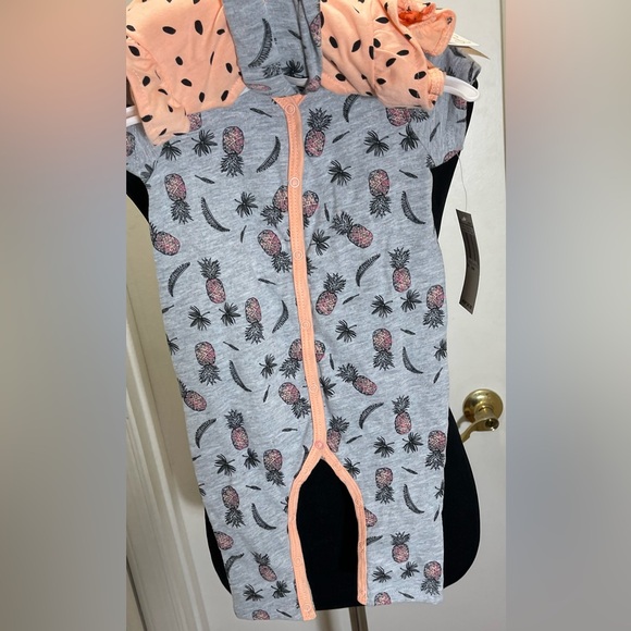 5 Piece, Baby Girl 3-6M Set. - Picture 7 of 14